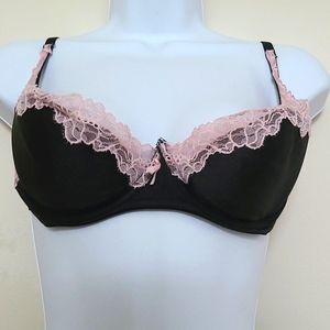 Victoria’s Secret Dream Angels Push-Up Bra Size 36D